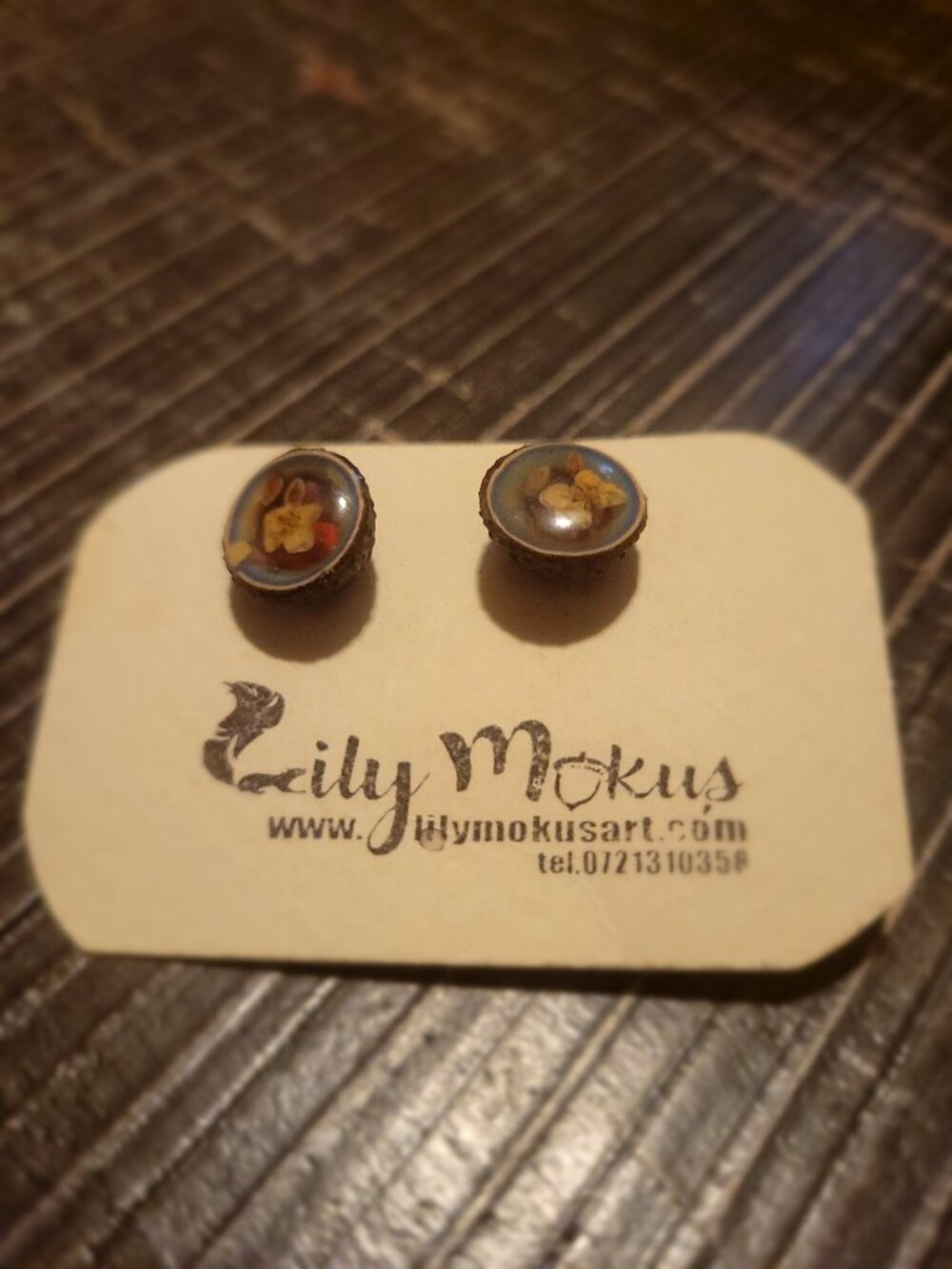Handmade pair of earrings made by european jewelry designer
